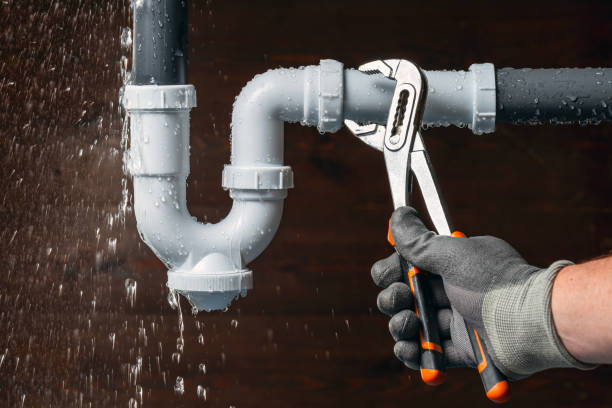 Professional Plumbing technician working in La Marque, TX